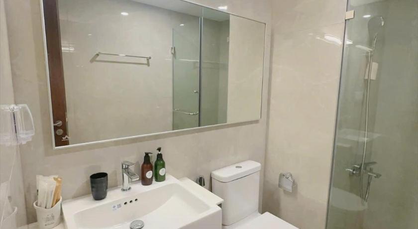 Image of Family Room 2