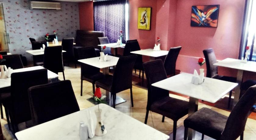 Grand Nova Hotel - image 14