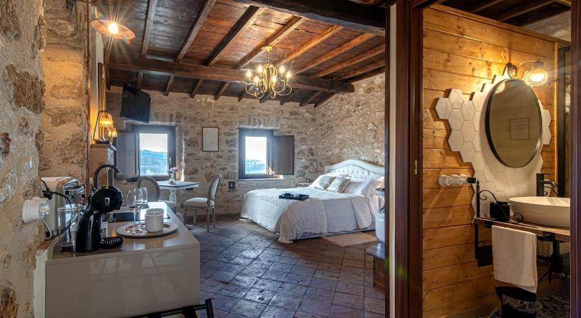 Arpinum Divinum luxury loft