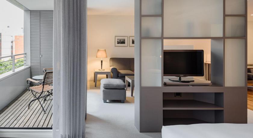 베를린 더 만달라 호텔 (The Mandala Hotel) 5성급 호텔 로비