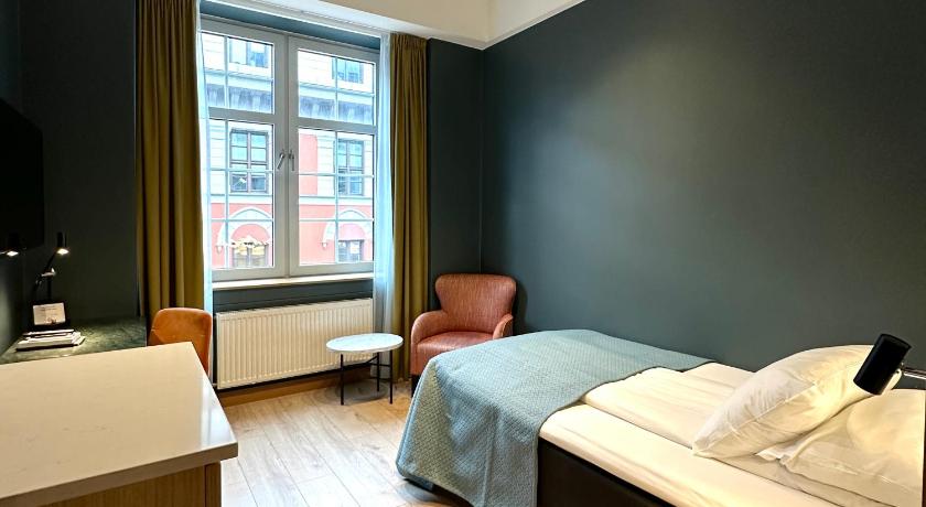 Image of Single Room 5