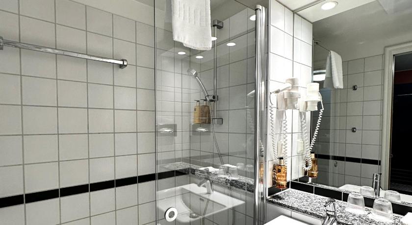 Image of Deluxe Double Room 2