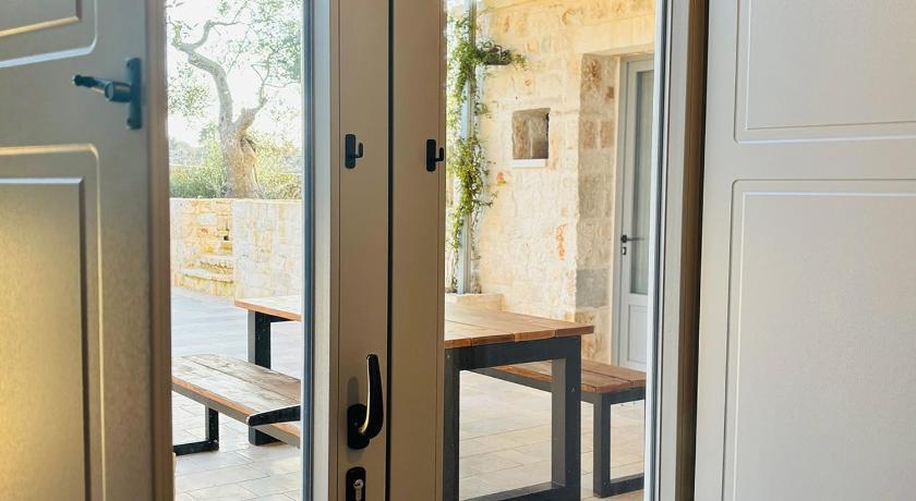 普蒂尼亚诺 Luxury Suite & Spa Trullo Monte Farella 4星级 单人房 泳池