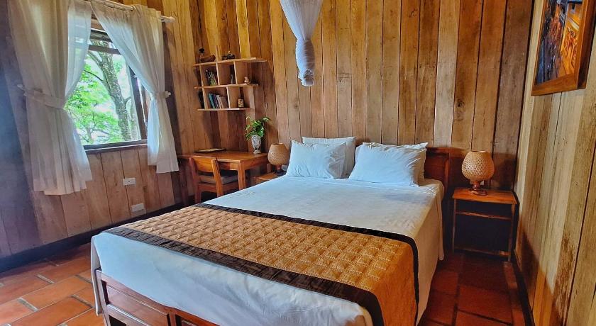 Image of Deluxe Bungalow with Sea View 3
