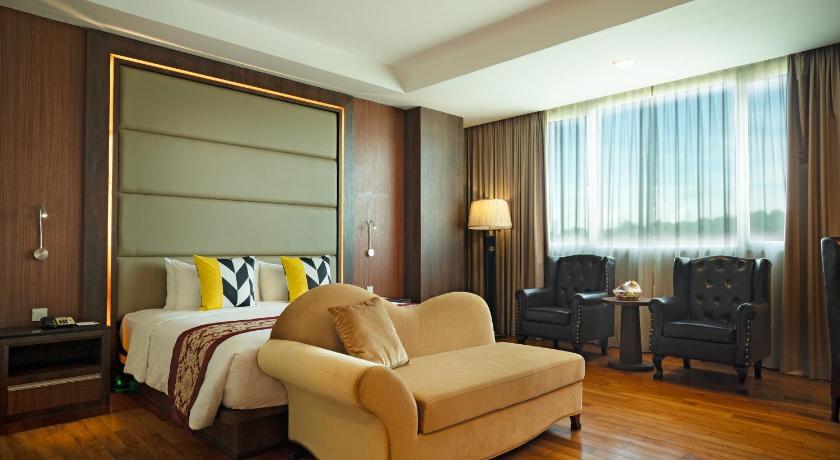 Nagoya Hill Hotel Batam - image 8