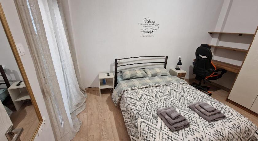 Diana's Cozy 16 Studio