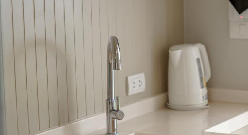 カオコー CastellStay 4つ星 シングルルーム スイート