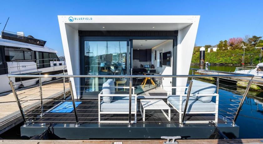 Kinsale Floating Home