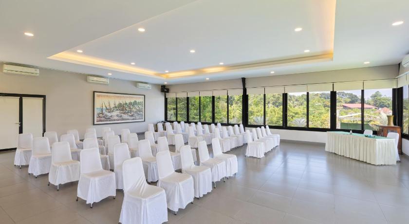 The Glamping @ARTOTEL Pelangi Park - image 24