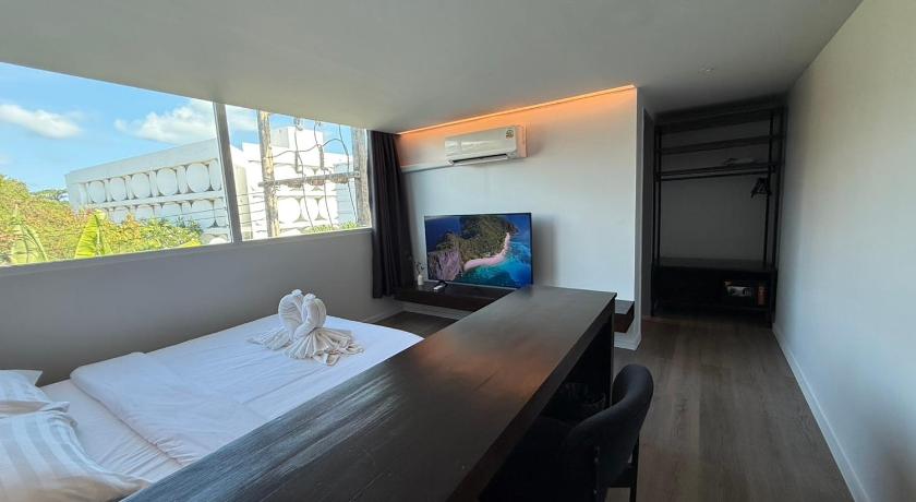 Image of Double Room with Private Bathroom 3