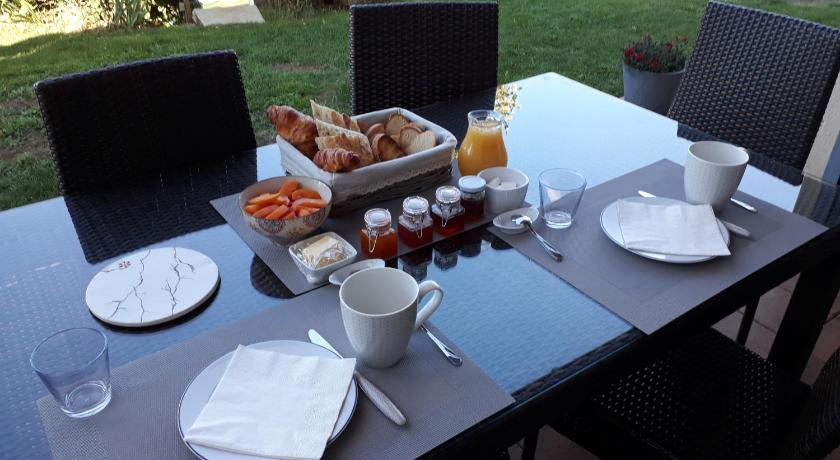 Castelnaud-Fayrac Les Logis de Lea 3-Star Hotel lobby