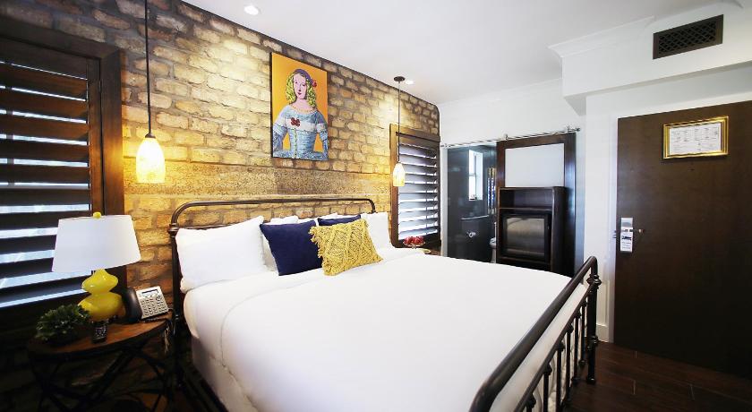 Immagine di Camera King Deluxe con Vista Oceano (Deluxe King Room with Ocean View) 6