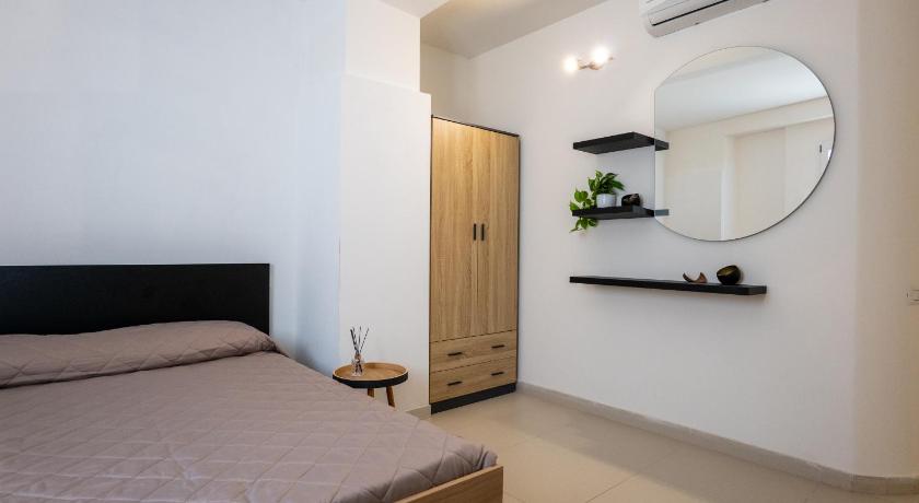 Antonelli Apartment