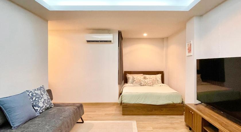 촌부리 Hidden Room Bangsaen 3つ星 ホテル スイート