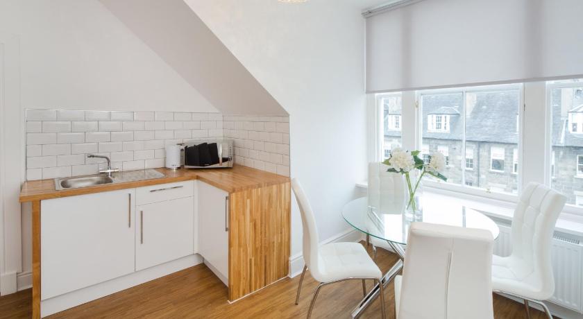 Image of Apartment 13