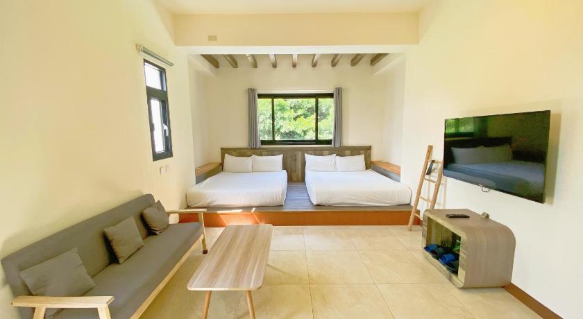 Image of Quadruple Room with Mountain View 0