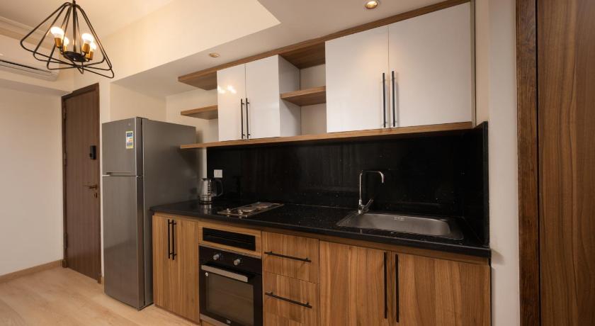 Belvira Residence Studio Apartment - image 5