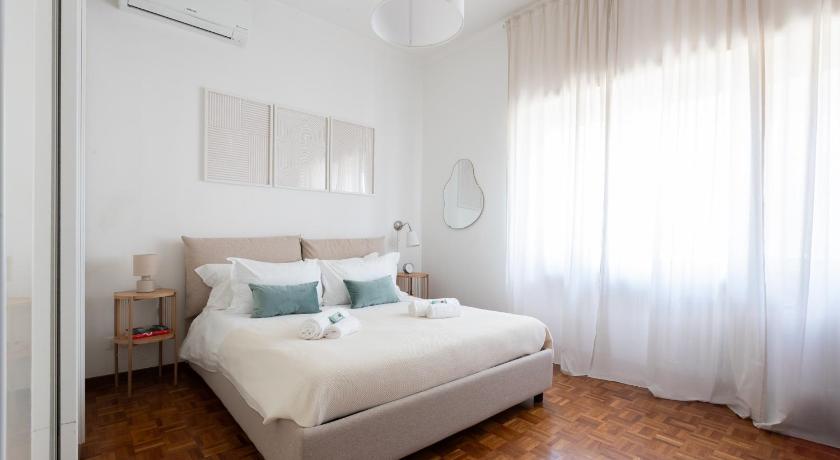 ローマ Domus La Conca 4つ星 シングルルーム 客室