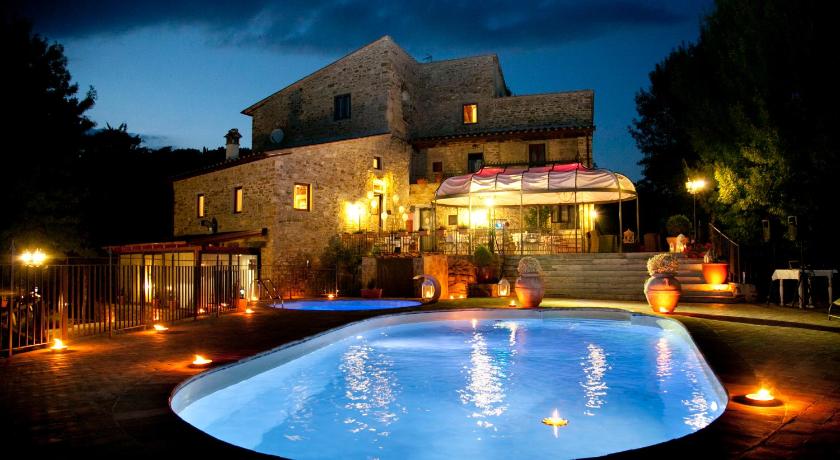 Il Castelluccio Country Resort — Hotel in Barberino Di Mugello