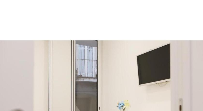 Image of Apartment 12