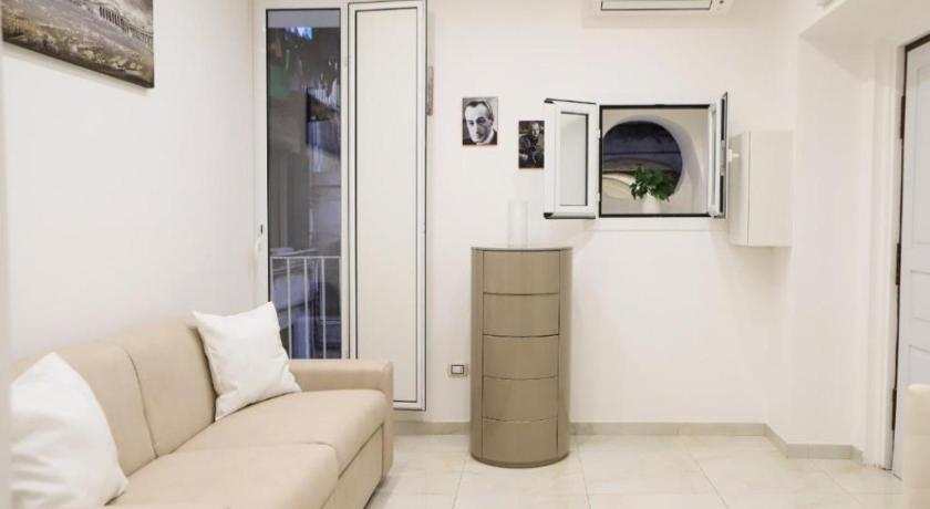 Image of Apartment 11