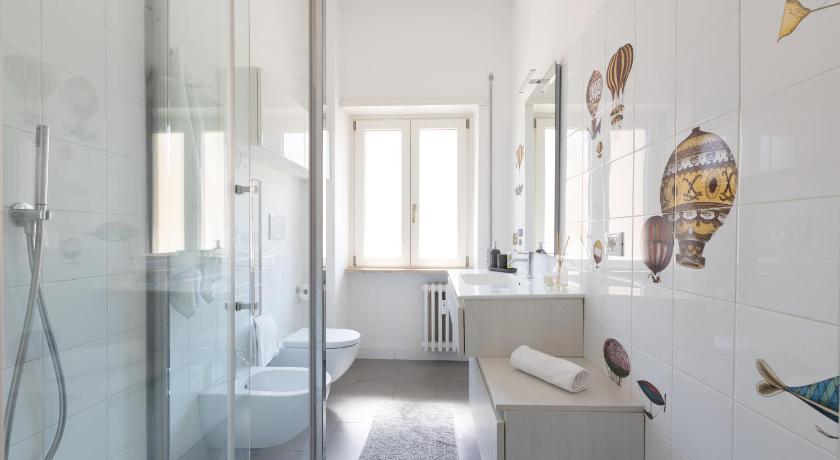 ローマ Domus La Conca 4つ星 シングルルーム プール