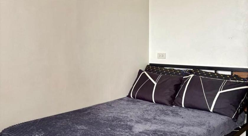 Image of One-Bedroom Apartment 11
