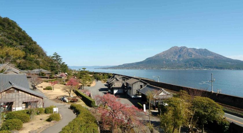 駅3分 一棟貸切 4名OK 桜島フェリー5分 Minkago鹿児島駅前 KG1