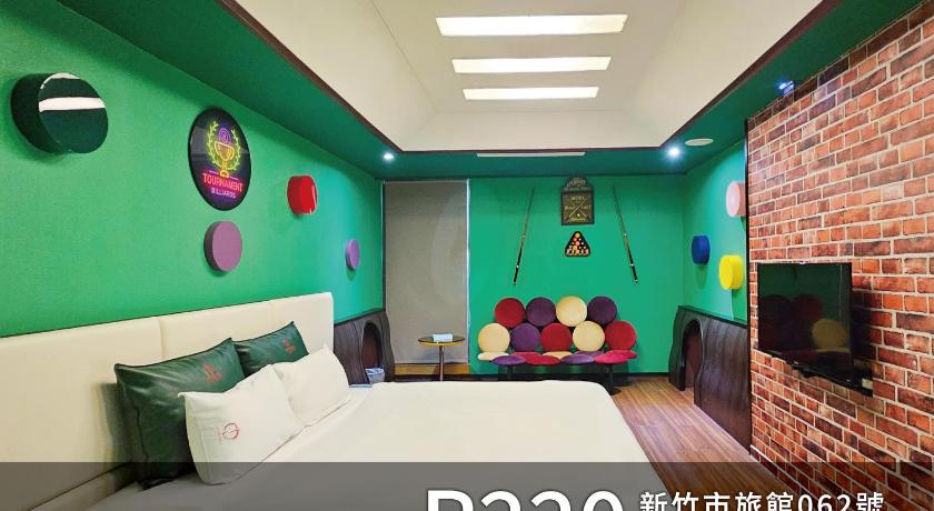 Image of Standard King Room 14