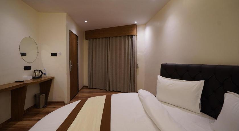 Hotel Lancaster - image 48