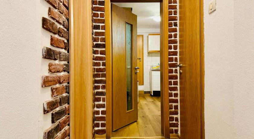 티미쇼아라 Joy City Stay Nemoianu 8D 4성급 싱글룸 객실