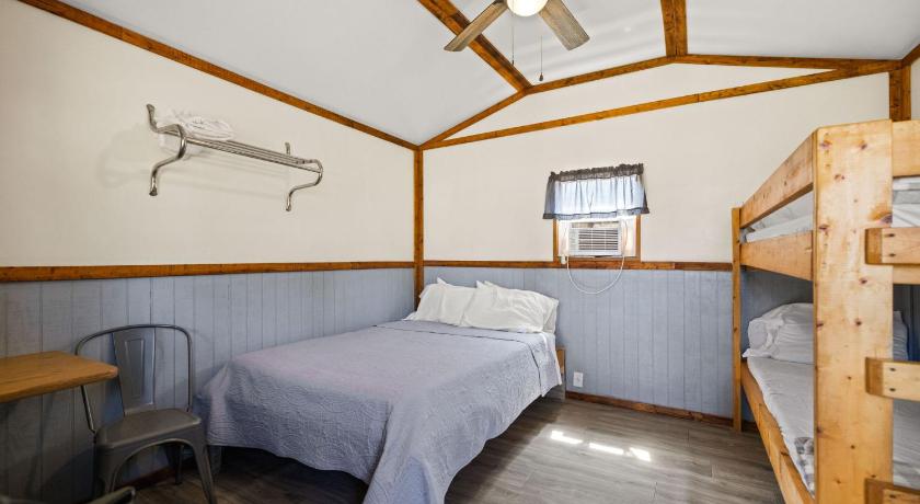 林镇 (PA) Cozy Cabin2 Within Campground 3星级 住宿 泳池