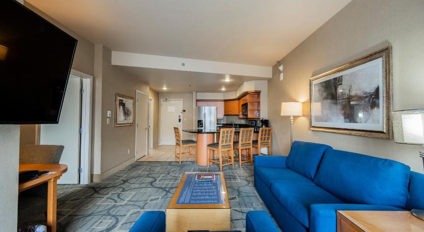 Image of One-Bedroom - Balcony & View 5