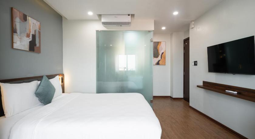 Image of Deluxe Double Room 4
