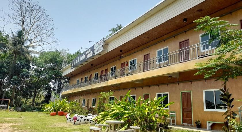 攀 Jayzada Fang Resort เจซาด้า รีสอร์ท 酒店 大堂