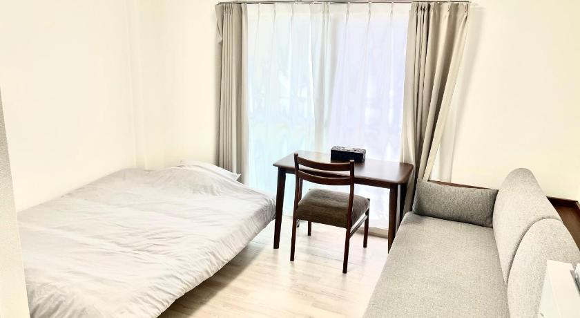 Osaka 大阪京橋Villa HAYABUSA大阪城北 3-Star Guesthouse pool