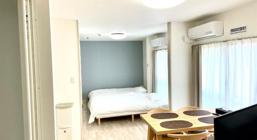 Osaka 大阪京橋Villa HAYABUSA大阪城北 3-Star Guesthouse suite