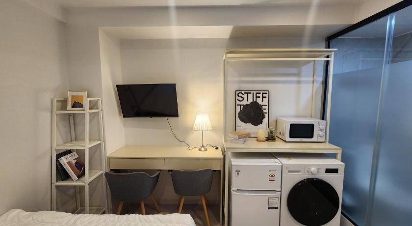 Seoul SUN Stay 2-Star Hotel lobby