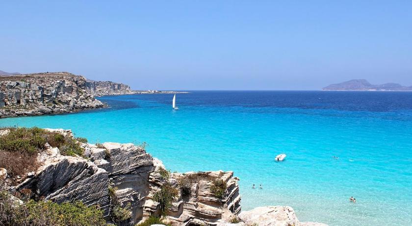 Favignana in centro con terrazza