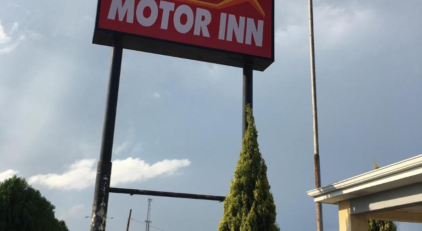 Alice Motor Inn photo