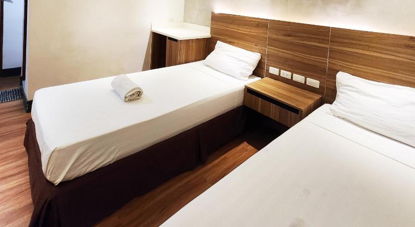 Cebu Boulevard Pension Hotel Cebu  3-Star Hotel room
