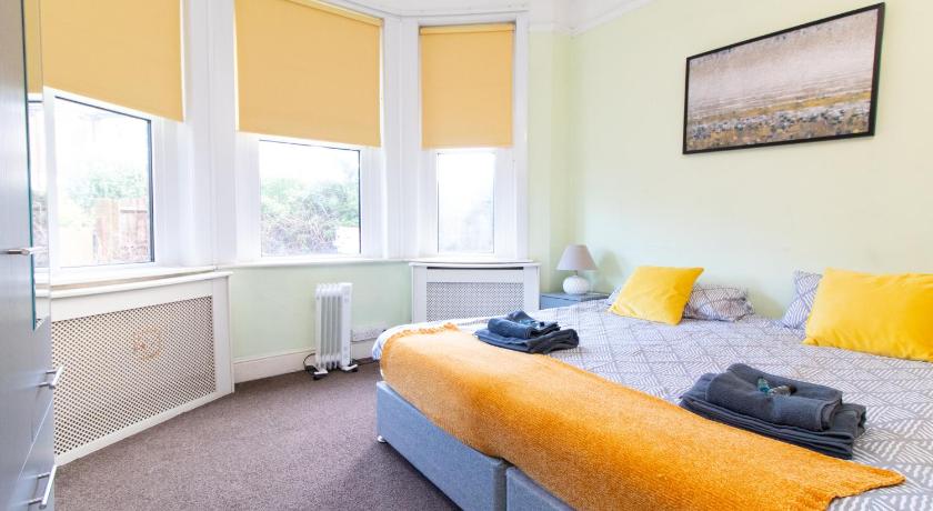 Thornbury Guest House Room 2