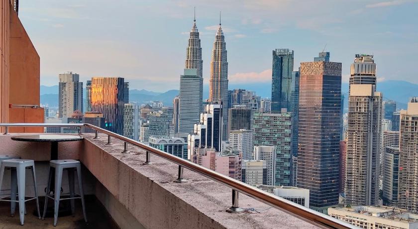 Regal Service Suite at Times Square Kuala Lumpur - image 3