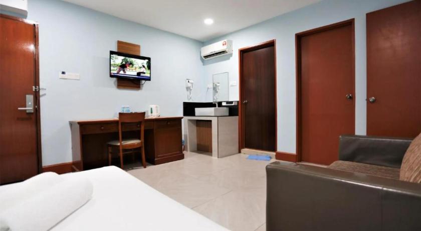 Image of Deluxe Family Suite 0