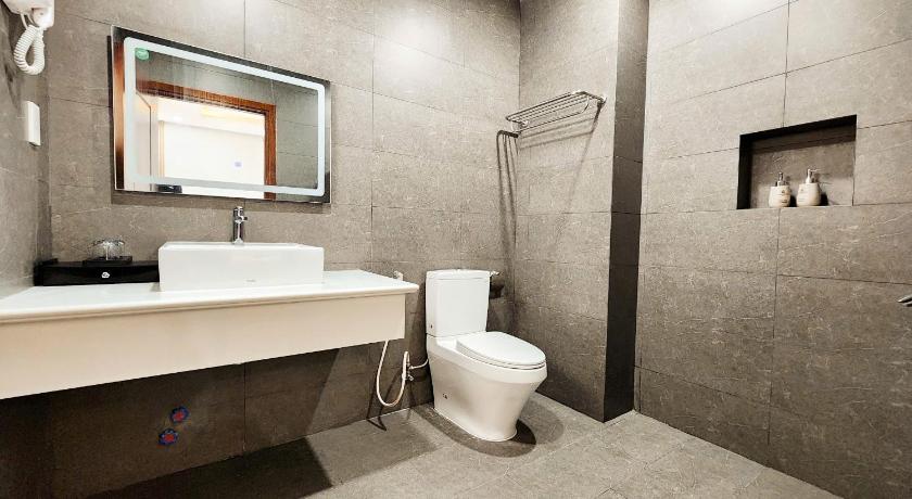 Trung Dong Hotel - image 23