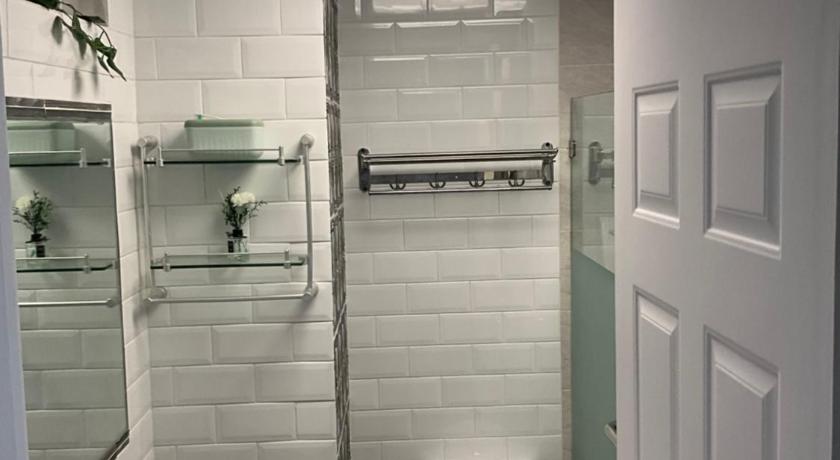 宿务 Cozy Staycation Near Cebu Airport with Pool & Gym , Free Wifi 3星级 酒店 餐厅