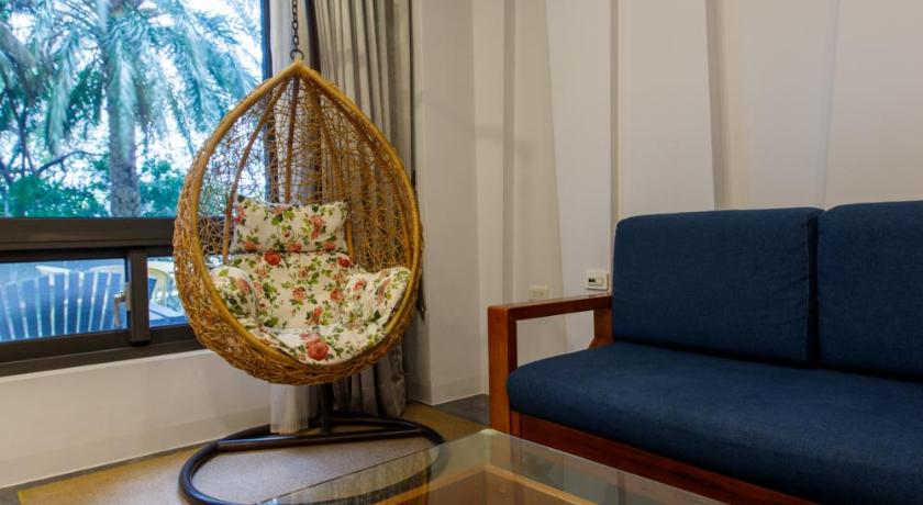 Image of Deluxe Double Garden 9