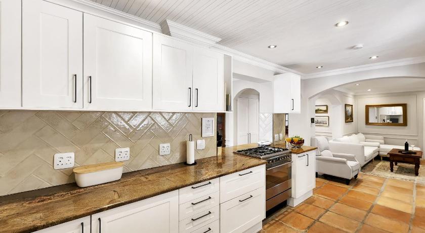 Pinoak Cottage Constantia – Constantia, TX