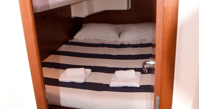 フィゲイラ・ダ・フォシュ PRIMO by Mondego Yachts 3つ星 シングルルーム 外観