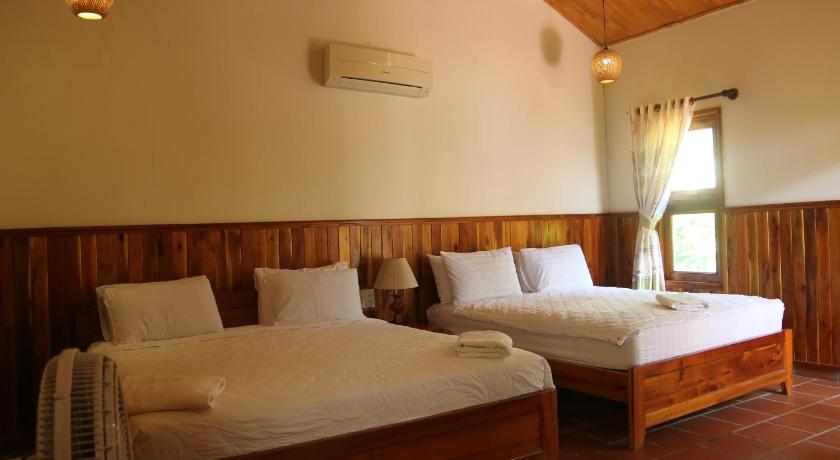 Image of Deluxe Family Room 0